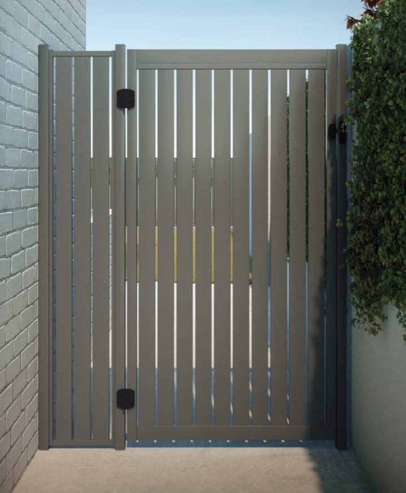 Custom Slat Gate 1200W x 1800H (surfmist)